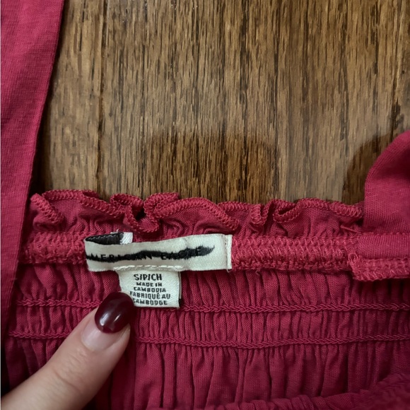 NWOT American Eagle cropped smocked tank top - Picture 3 of 4